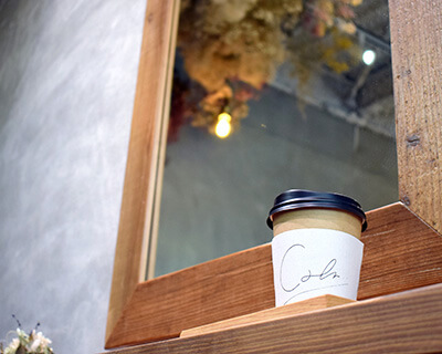 カフェ風のサロン